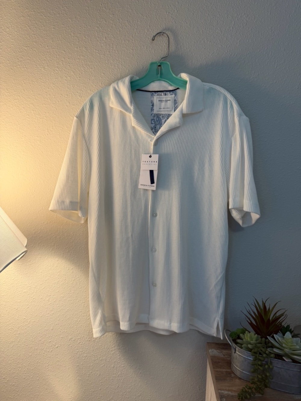 Denim & Flower Men's White Short-Sleeve Ribbed Button-Down Shirt